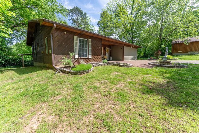 620 N 9th Street, Thayer, MO 65791