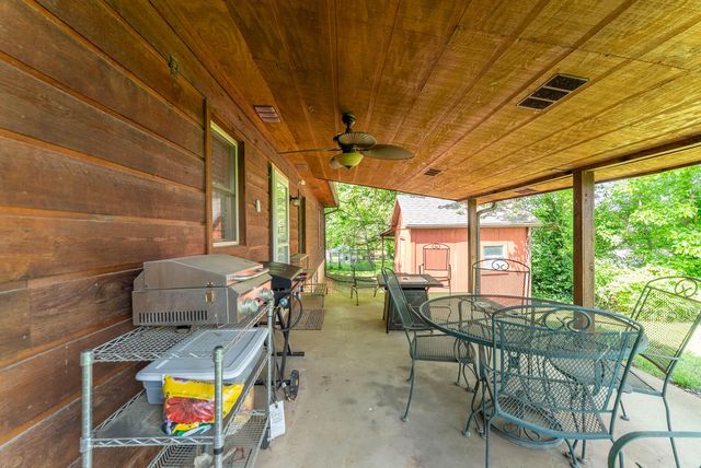 620 N 9th Street, Thayer, MO 65791