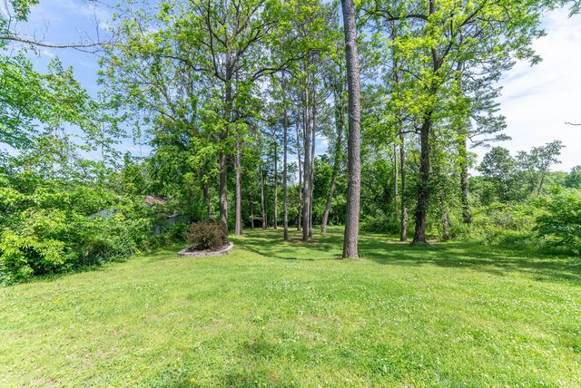 620 N 9th Street, Thayer, MO 65791
