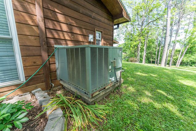 620 N 9th Street, Thayer, MO 65791