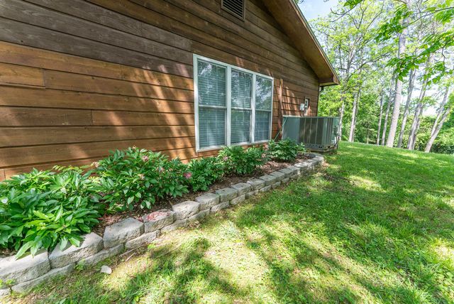 620 N 9th Street, Thayer, MO 65791