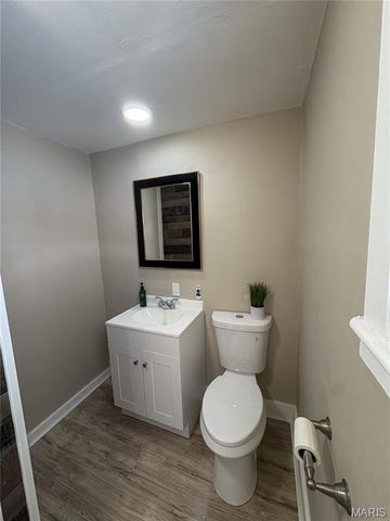 213 N Cross Street, Brighton, IL 62012