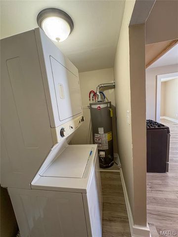 213 N Cross Street, Brighton, IL 62012