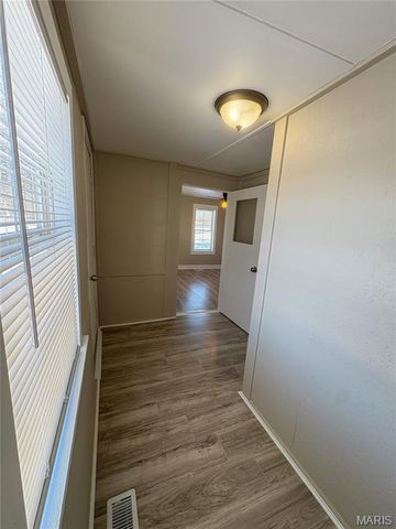 213 N Cross Street, Brighton, IL 62012