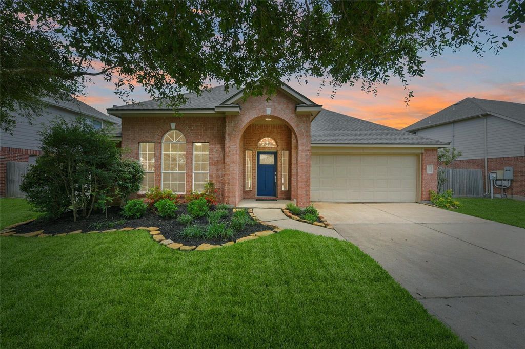 3720 Magnolia Ridge, League City, TX 77573