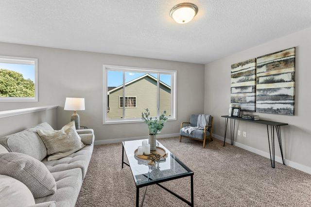 569 Sienna Drive, Watertown, MN 55388