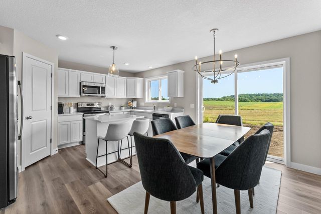 569 Sienna Drive, Watertown, MN 55388
