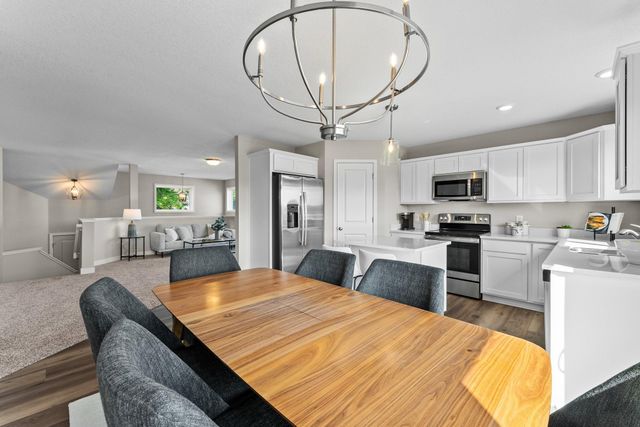 569 Sienna Drive, Watertown, MN 55388