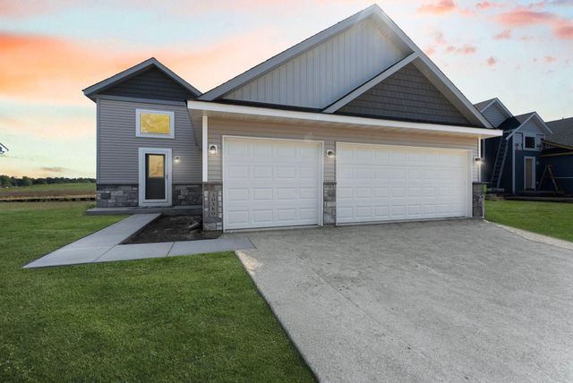 569 Sienna Drive, Watertown, MN 55388