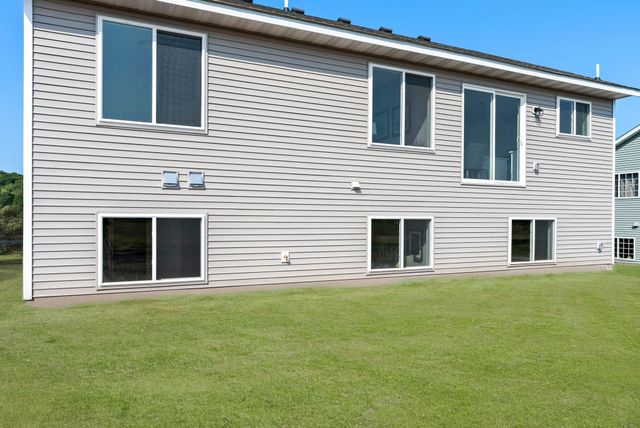 569 Sienna Drive, Watertown, MN 55388