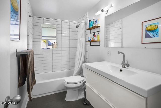 1504 E RANCHO Drive, Phoenix, AZ 85014
