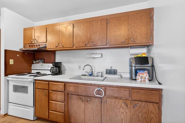 202 E REES STREET, Fond Du Lac, WI 54935