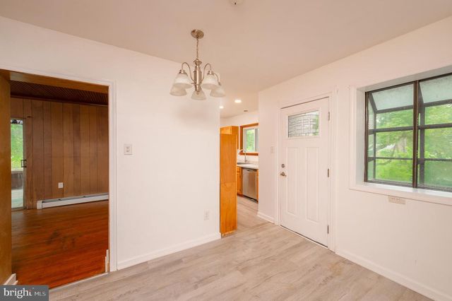 2 GABLE PARK RD, Lancaster, PA 17603