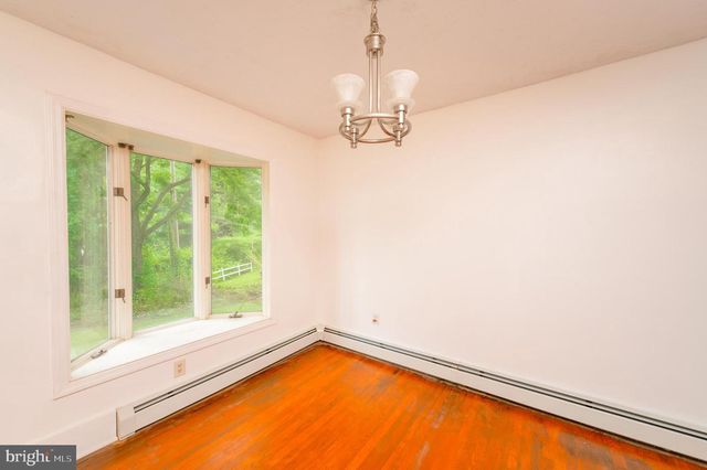 2 GABLE PARK RD, Lancaster, PA 17603
