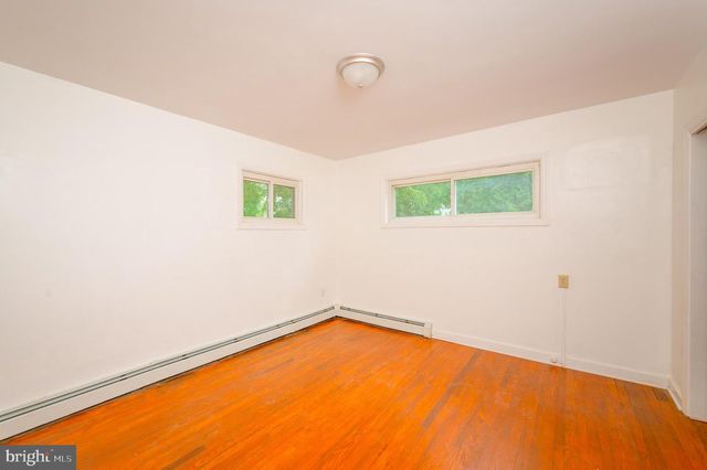 2 GABLE PARK RD, Lancaster, PA 17603
