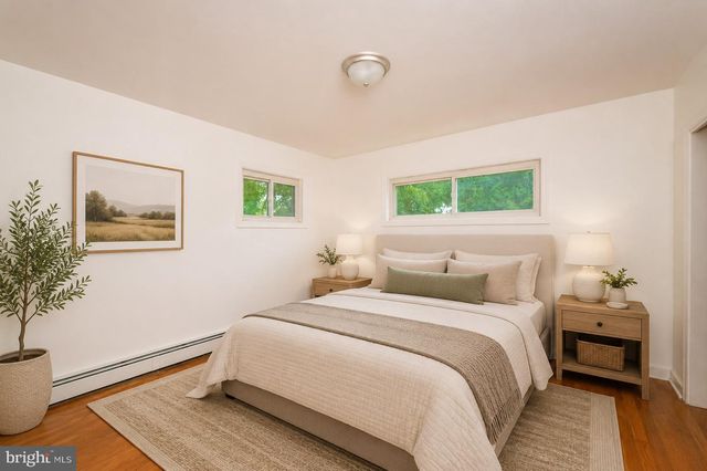 2 GABLE PARK RD, Lancaster, PA 17603