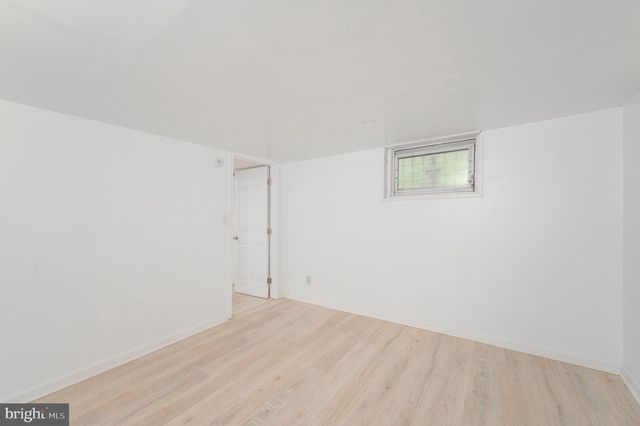 2 GABLE PARK RD, Lancaster, PA 17603