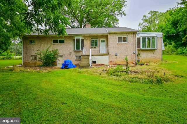 2 GABLE PARK RD, Lancaster, PA 17603
