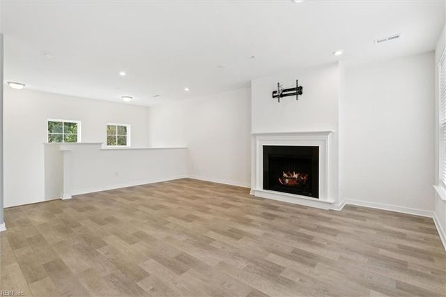 1431 Redoubt RD, Williamsburg, VA 23185