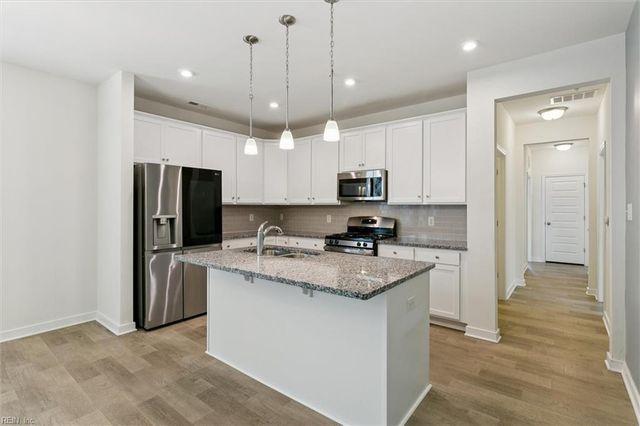 1431 Redoubt RD, Williamsburg, VA 23185