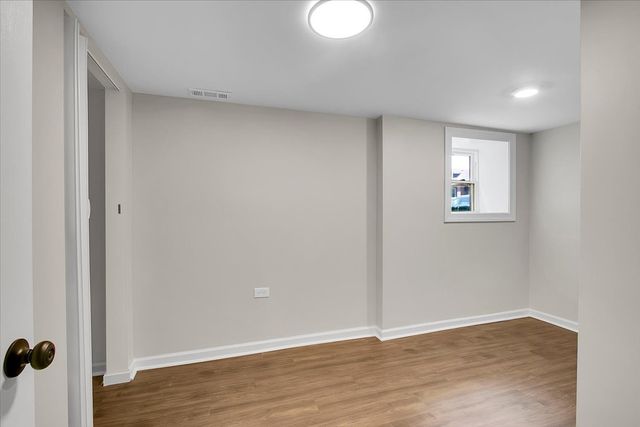5729 S Campbell Avenue, Chicago, IL 60629