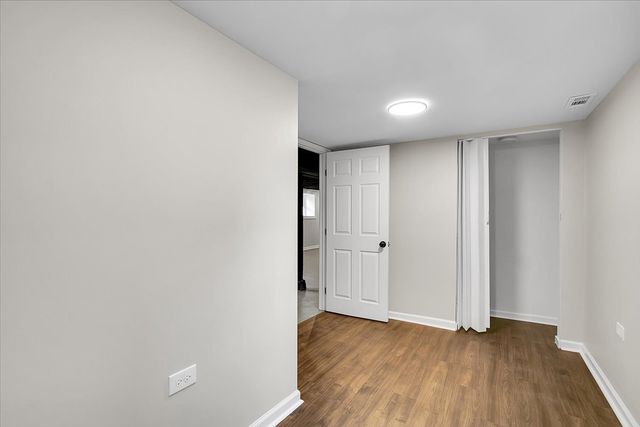 5729 S Campbell Avenue, Chicago, IL 60629