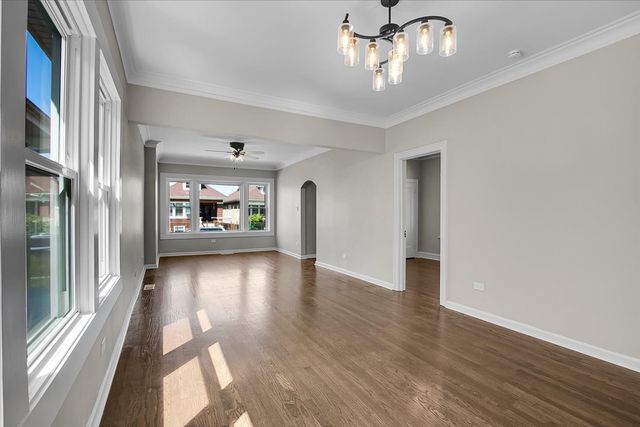 5729 S Campbell Avenue, Chicago, IL 60629