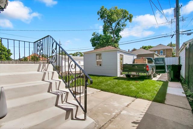 5729 S Campbell Avenue, Chicago, IL 60629