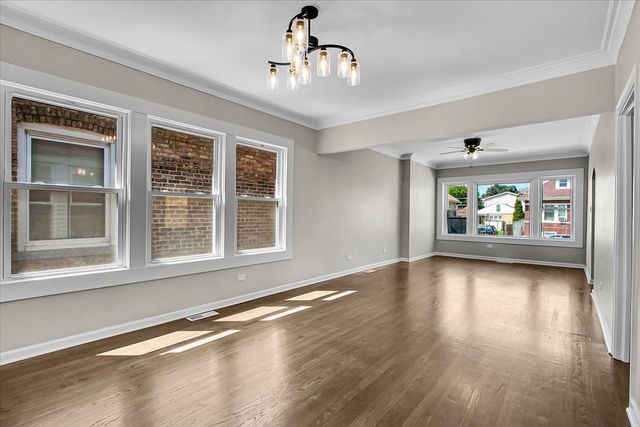 5729 S Campbell Avenue, Chicago, IL 60629