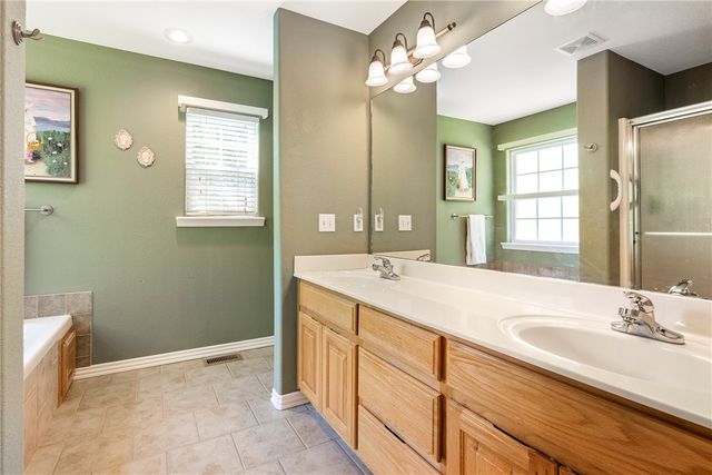 19 Rillington Drive, Bella Vista, AR 72714
