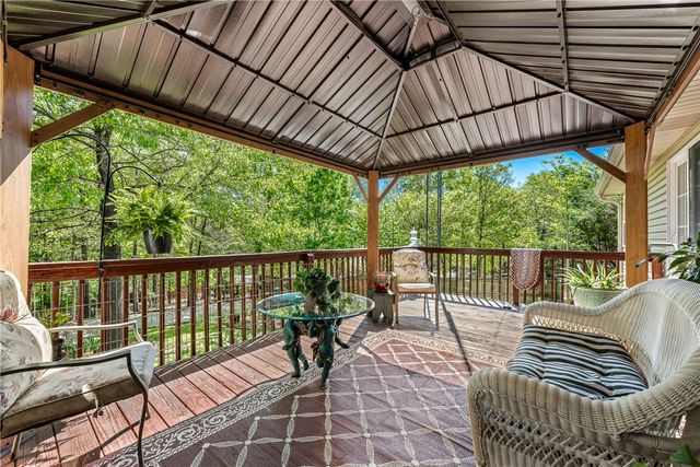 19 Rillington Drive, Bella Vista, AR 72714
