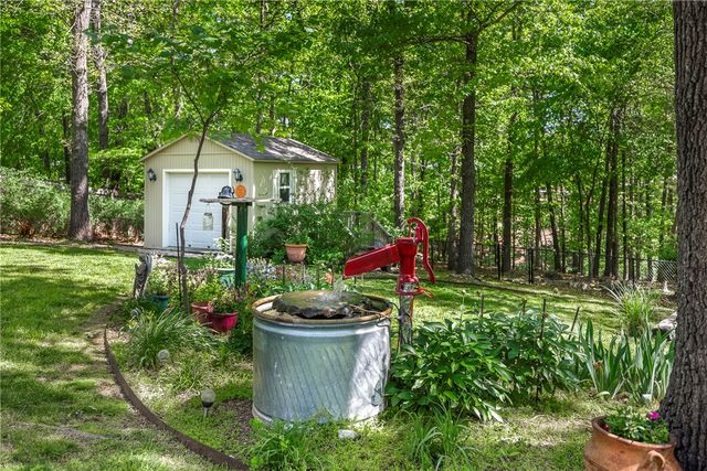 19 Rillington Drive, Bella Vista, AR 72714