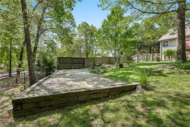 19 Rillington Drive, Bella Vista, AR 72714
