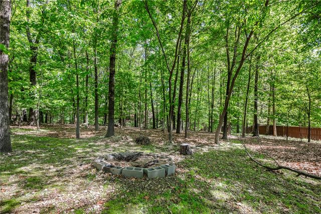 19 Rillington Drive, Bella Vista, AR 72714