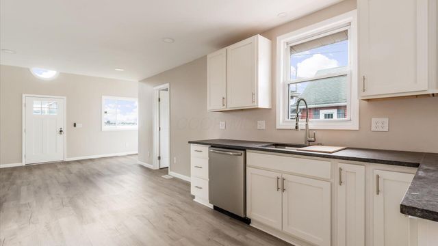 4881 Decker Avenue NE, Thornville, OH 43076