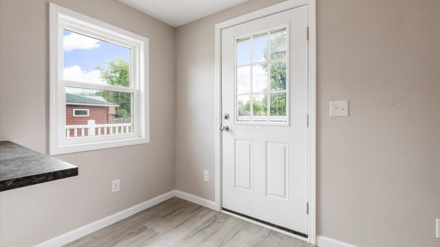 4881 Decker Avenue NE, Thornville, OH 43076
