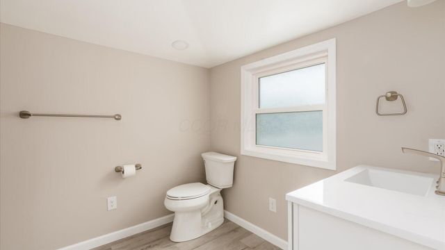 4881 Decker Avenue NE, Thornville, OH 43076