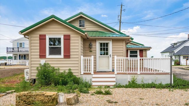 4881 Decker Avenue NE, Thornville, OH 43076