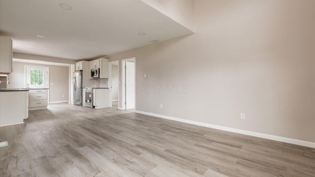 4881 Decker Avenue NE, Thornville, OH 43076