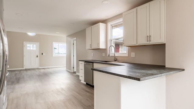 4881 Decker Avenue NE, Thornville, OH 43076