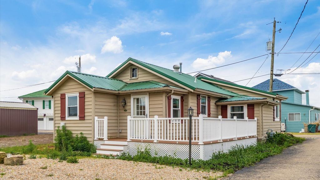 4881 Decker Avenue NE, Thornville, OH 43076