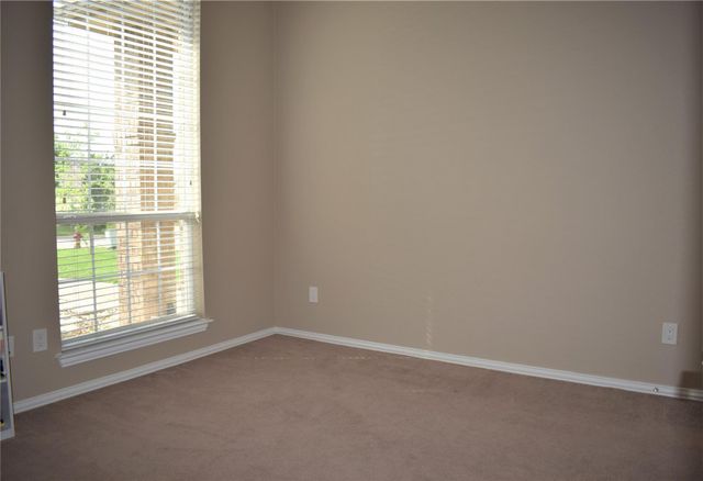 248 Pecanwood S, Kyle, TX 78640