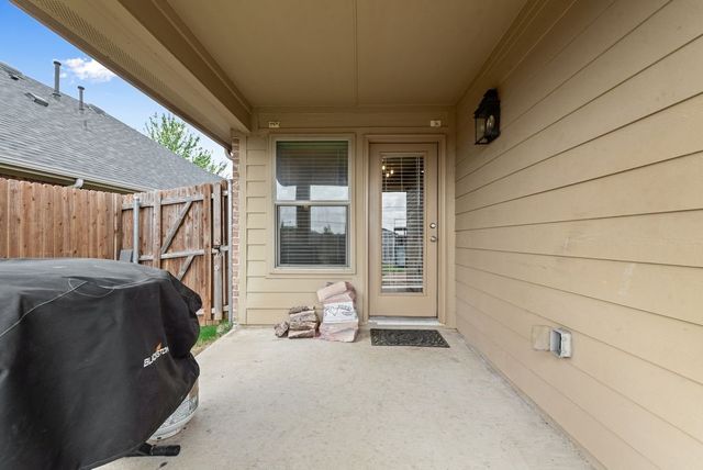 908 Honey Locust Drive, Fate, TX 75087
