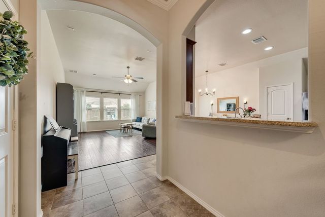 908 Honey Locust Drive, Fate, TX 75087
