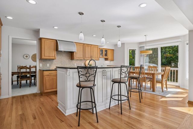 710 Olive Lane N, Plymouth, MN 55447