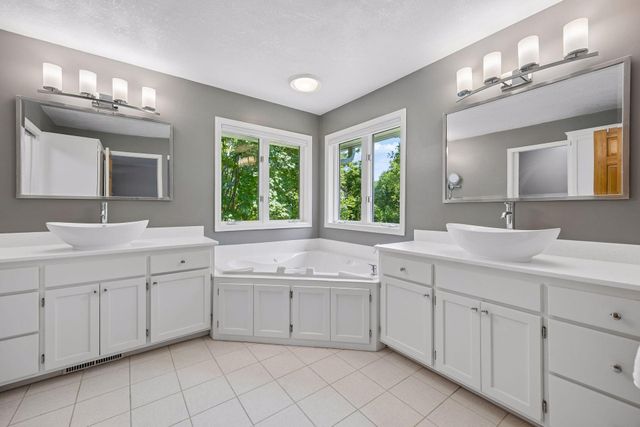 710 Olive Lane N, Plymouth, MN 55447