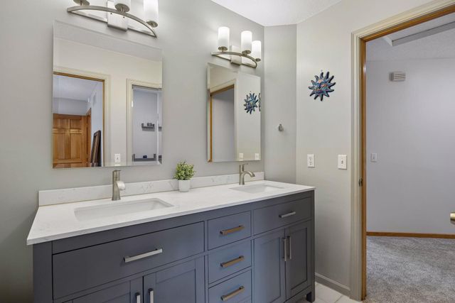 710 Olive Lane N, Plymouth, MN 55447