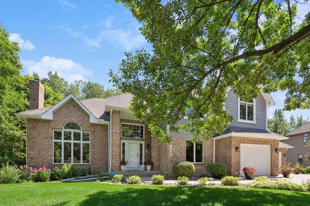 710 Olive Lane N, Plymouth, MN 55447 — photo 2