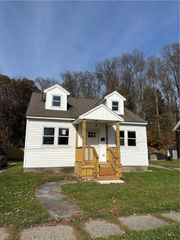 24 Kirby Street, Bainbridge, NY 13733