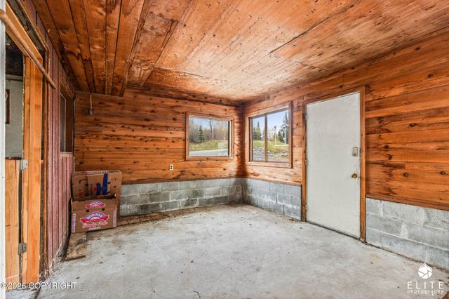 11500 Johns Road, Anchorage, AK 99515